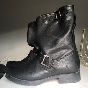 Frye Veronica short